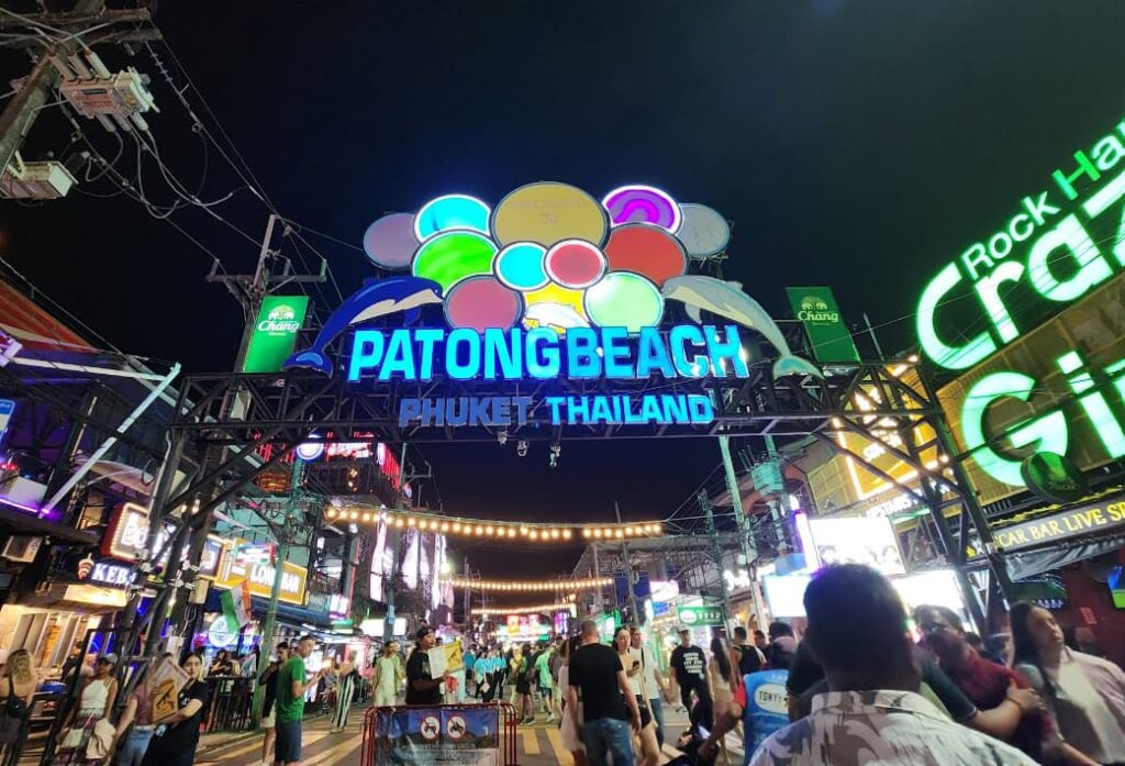 🏖️ Patong Night Market